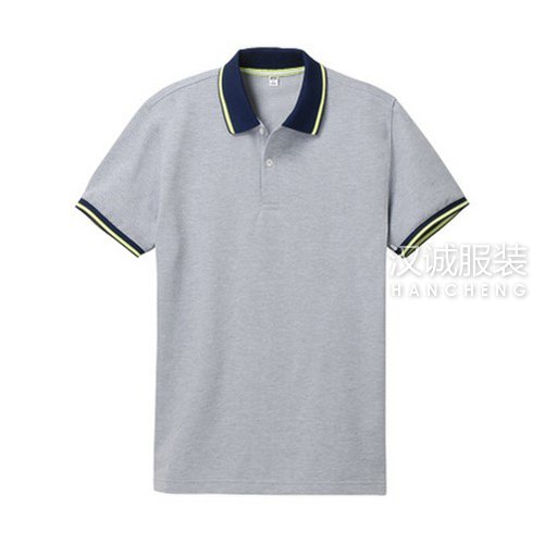 灰色纯棉T恤衫